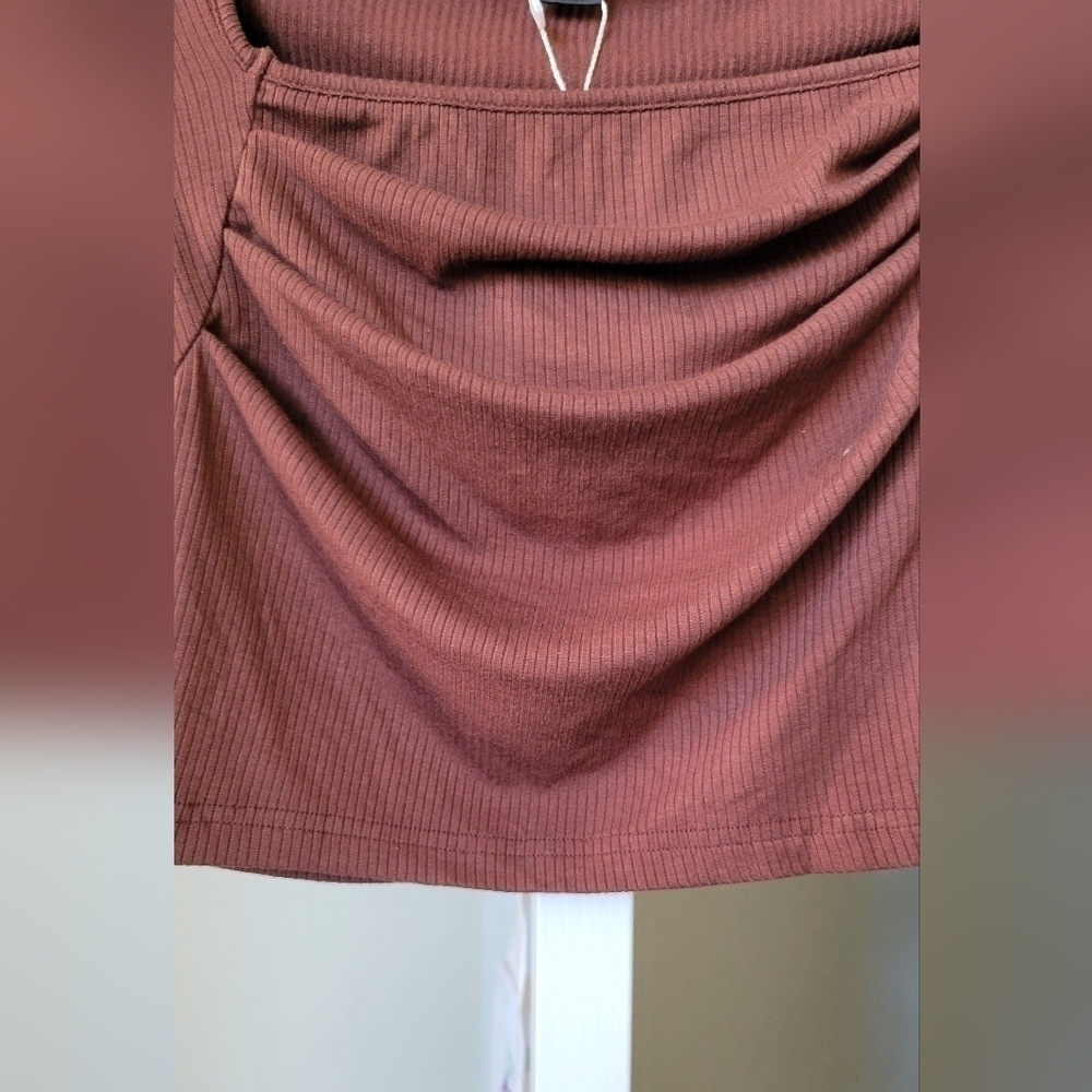 Women's Brown Ribbed Draped Crop Top - US 4 (Small) Short Sleeve Fitted Top - Picture 3 of 5